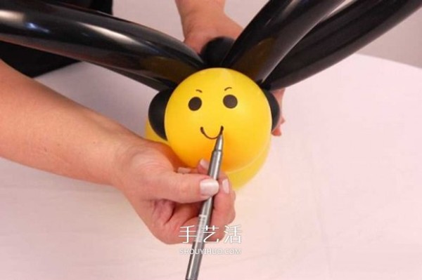 How to make hand-made balloon-shaped bees, how to make bees using balloons