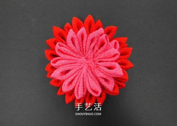 Illustrated tutorial on making a Japanese-style flower hair comb