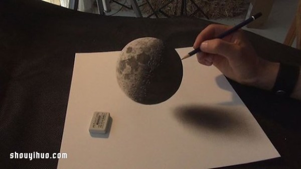 Stefan Pabsts realistic 3D paintings that transcend the limitations of paper