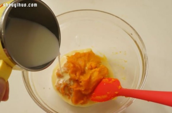 Baby nutrition recipe: How to make homemade pumpkin and carrot rice cereal