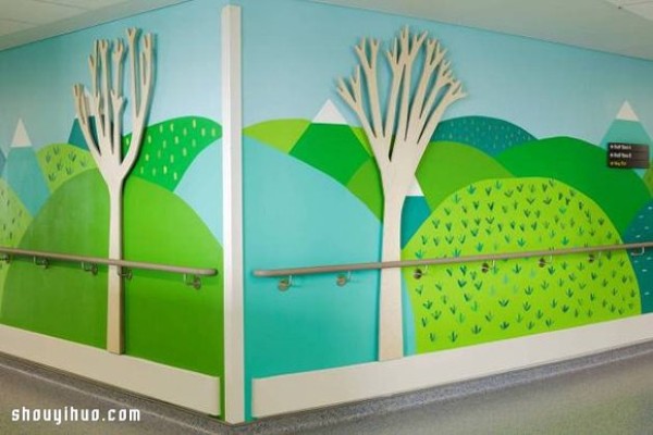 A beautiful childrens hospital decoration and layout design like an amusement park