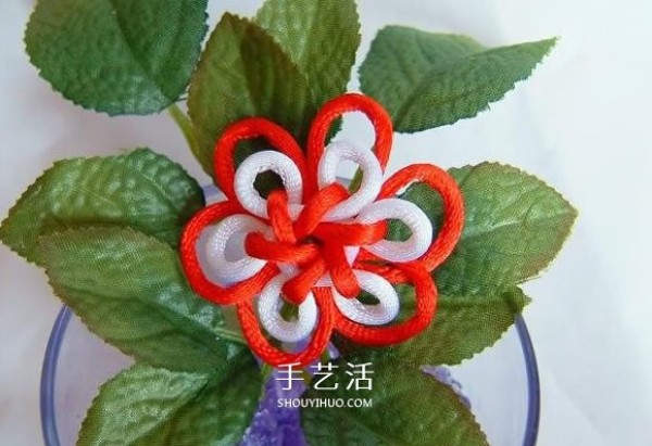 How to weave small flower ornaments using Chinese knots Tuanjin knot piping method