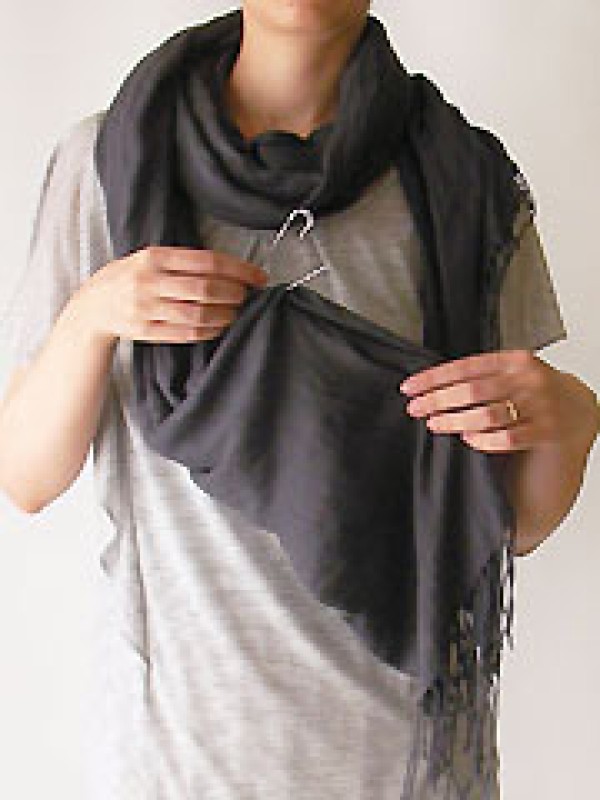 A comprehensive collection of various ways to tie a scarf, and 60 ways to tie a long scarf