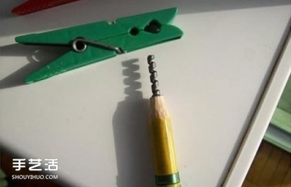 Super difficult pencil lead carving pictures, master-level pencil lead handmade products