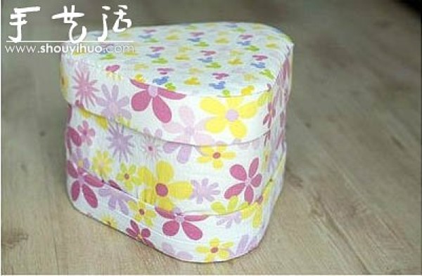 How to make a DIY small stool from waste milk powder cans