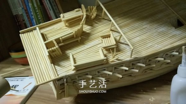 The ancient warship model is hand-made with disposable chopsticks