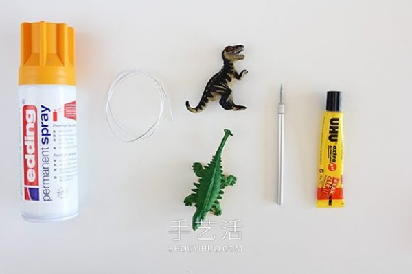 How to reuse plastic dinosaur toys into DIY creative note holders