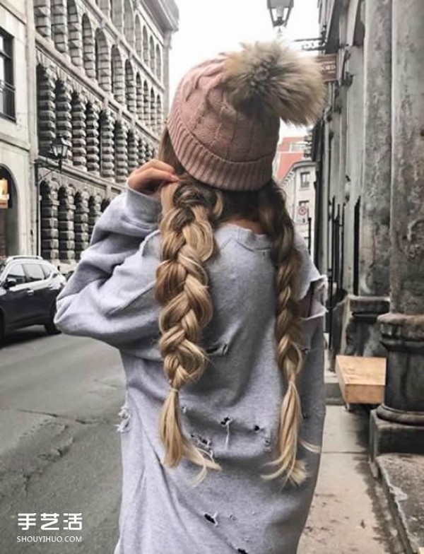 Have your hair not done in winter? 3 basic hat styles to make you look fashionable