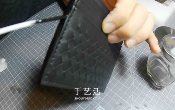 How to make a homemade leather woven card holder, fashionable mens style! 