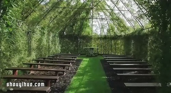 The breathing church, a green secret realm built with trees