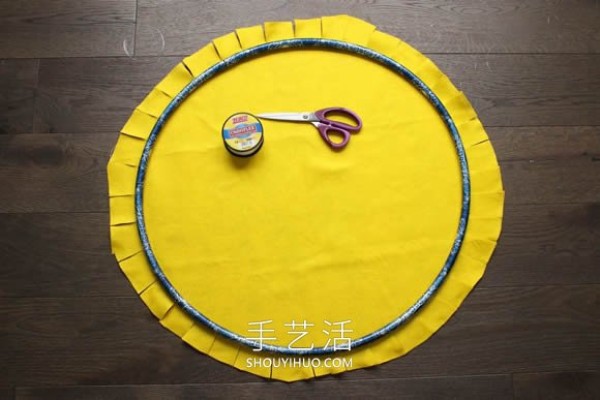 DIY non-woven smiley face! The most suitable decoration for social parties