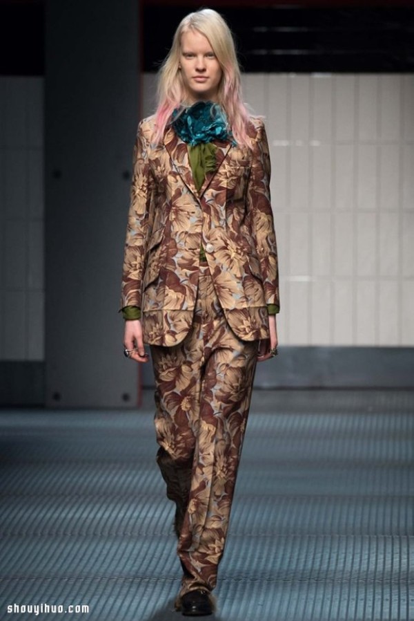 2015 Autumn and Winter Fashion Week: Guccis old era and new revival