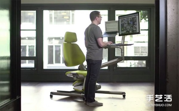 You can work even while lying down! Computer workstation with adjustable angle