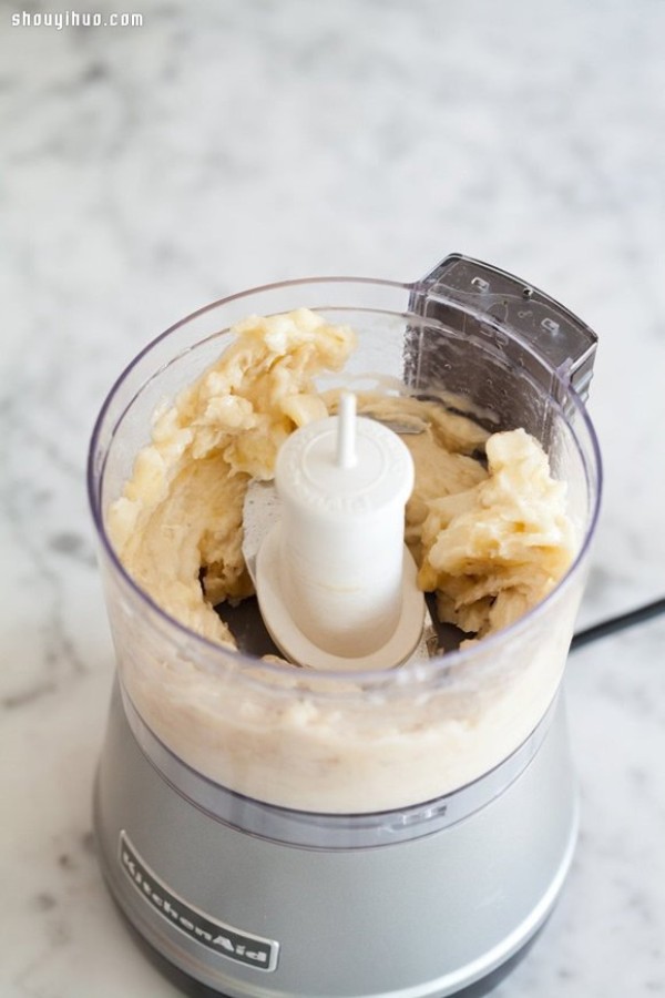 Just use a banana to make healthy low-fat handmade ice cream