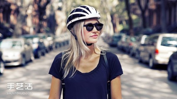 The foldable bicycle helmet is designed to be conveniently stored and carried