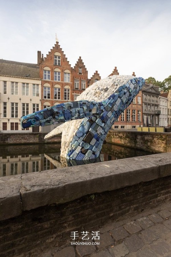 Its so sad that 5 tons of ocean garbage creates a giant whale sculpture