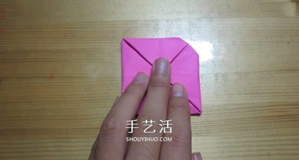 The simplest illustration of how to fold a paper rose, a little cute! 