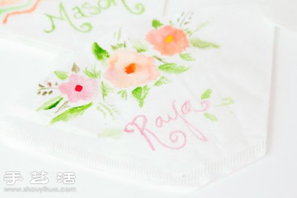 Hand-making tutorial on thoughtful dining table cards