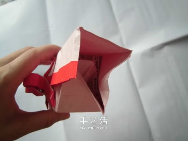 Only one piece of paper! Illustrated steps of origami bow gift box