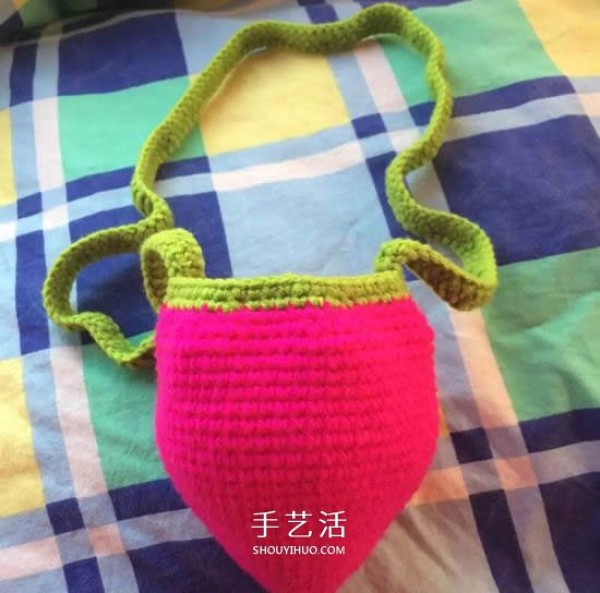 How to crochet a strawberry bag, how to crochet a cute strawberry bag for your baby