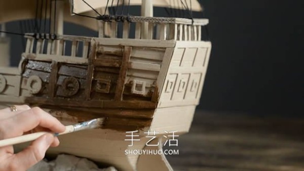 Super realistic pirate ship model making video using only cardboard! 