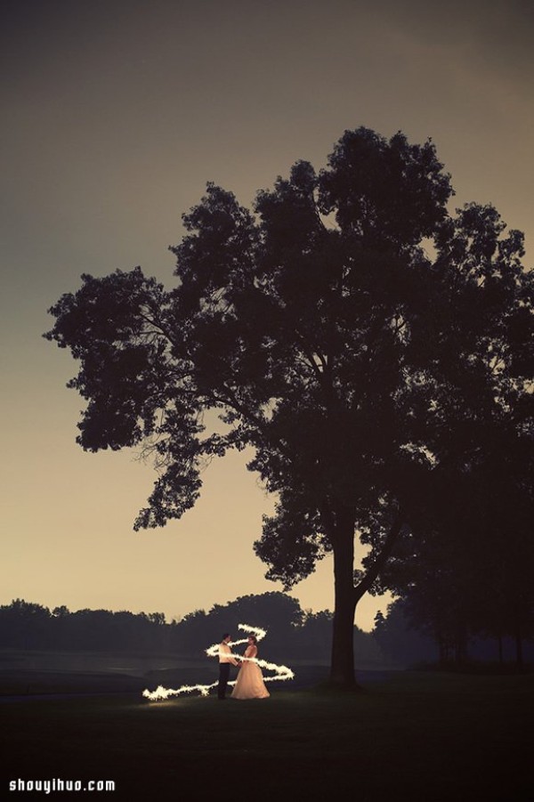 The 25 most romantic wedding photos in 2014 to recall the sweetest time