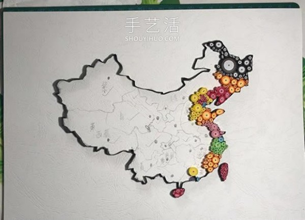 Tutorial on how to make hand-made Chinese map decorations from paper