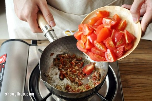 A must-learn dish for tomato lovers: How to make rich and creamy chicken