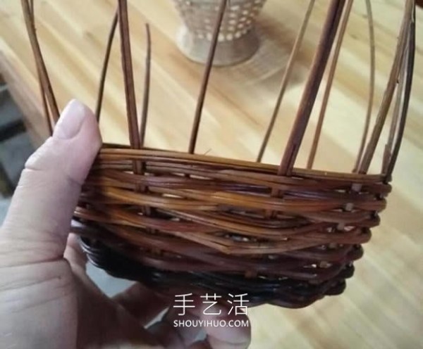 DIY Illustrated Tutorial on Weaving Methods for Rattan Storage Baskets