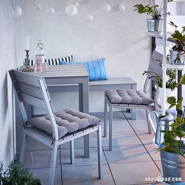 8 Simple and Practical Ways to Decorate and Decorate a Literary and Fresh Small Balcony