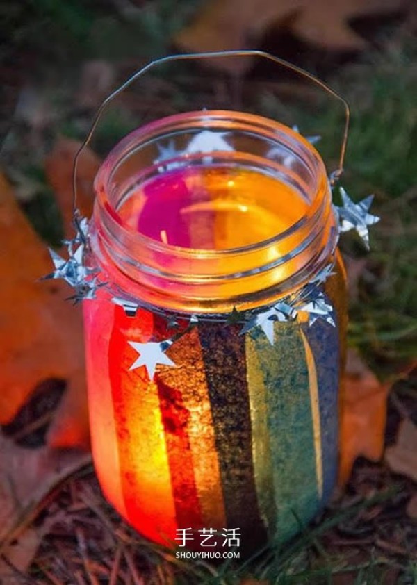 Simple and beautiful illustrated tutorial on hand-made glass bottle lanterns