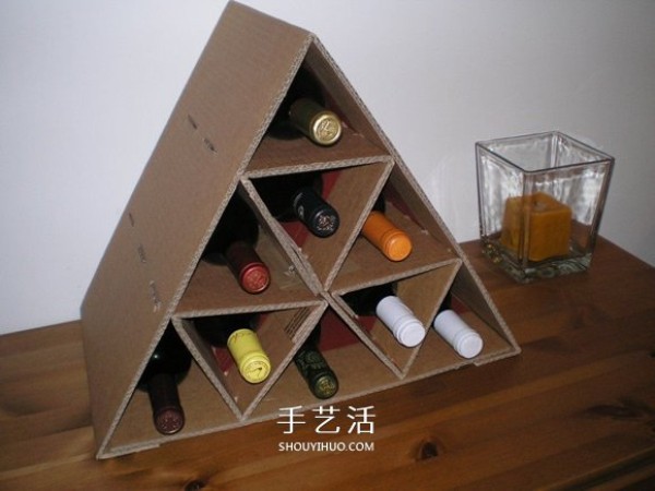 How to make a homemade cardboard wine rack with illustrated steps