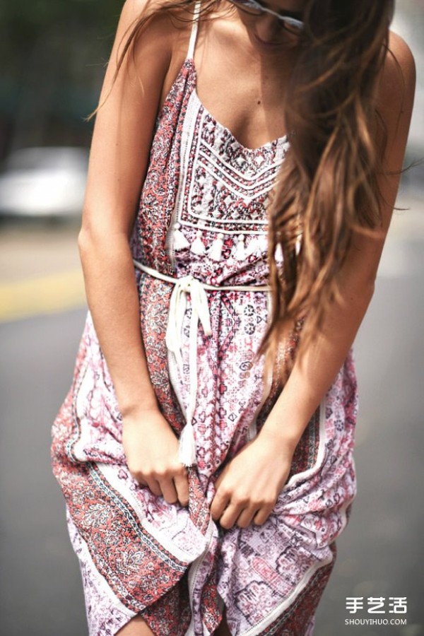 The most outstanding bohemian style dressing skills for spring and summer wandering style