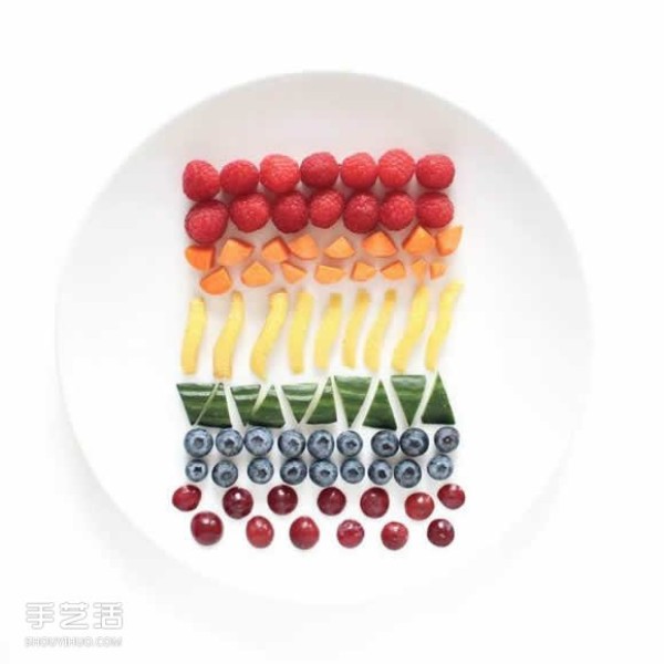 Art on the Plate uses vegetable and fruit kitchen waste to create a culinary canvas