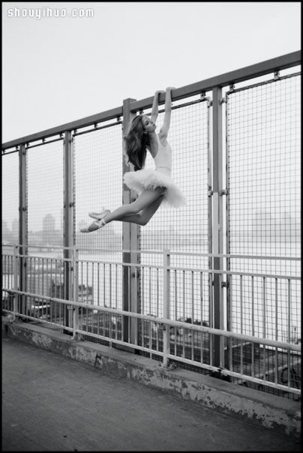 The graceful ballet postures outside the pointe art stage under the camera