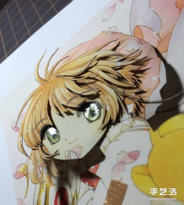 Pictures of the classic anime "Cardcaptor Sakura" Clow card paper sculptures