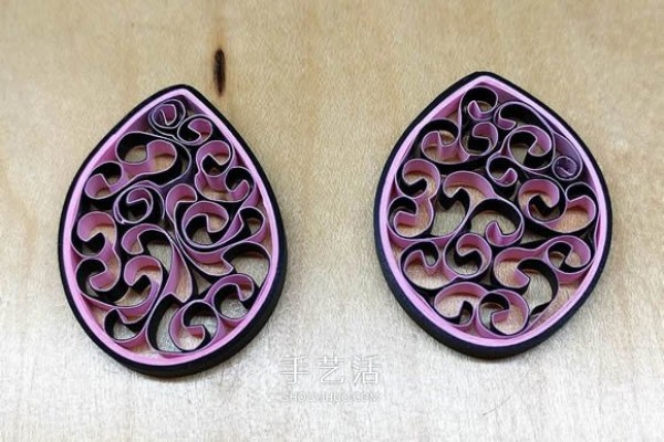 Video tutorial on how to make simple homemade quilled paper earrings