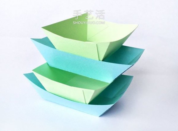 Picture tutorial on how to make DIY snack boxes