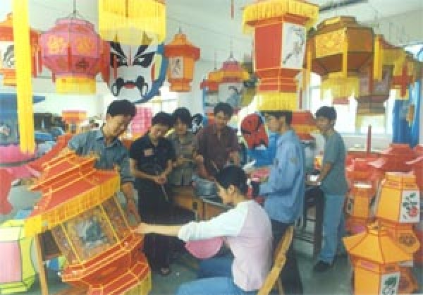 Appreciation of traditional lantern art works