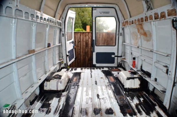 An old LDV van was converted into a campervan and traveled around the world in 5 months