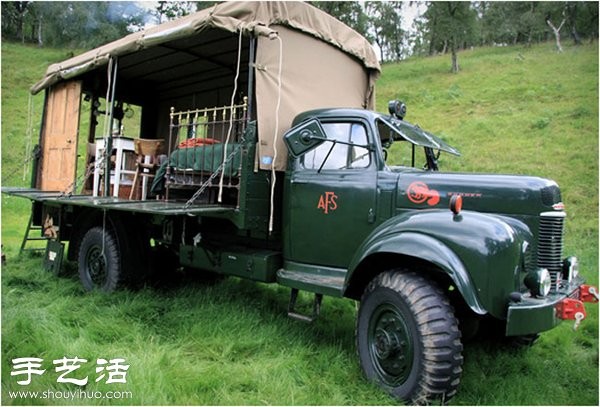 DIY fire police truck transformed into a mobile hotel