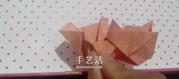 The best introductory tutorial for beginners with detailed illustrations of the Kawasaki rose fold method