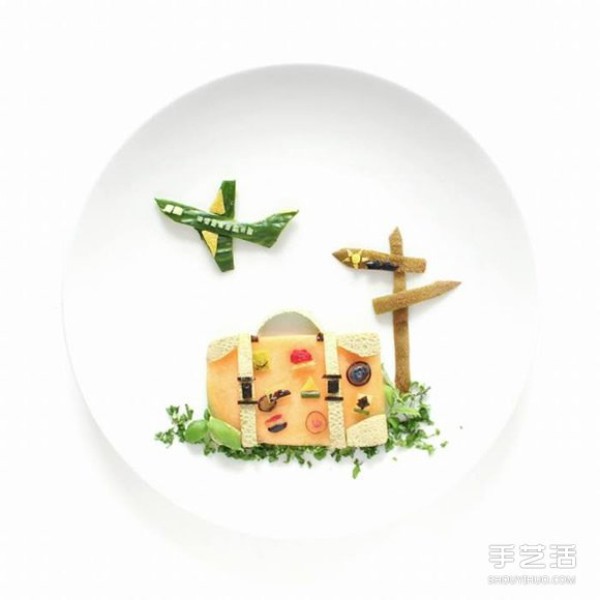 Artistic creative DIY on the plate allows the ingredients to be arranged in beautiful patterns