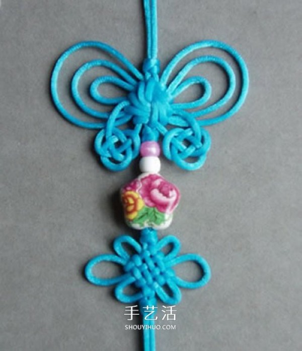 Chinese style butterfly hanging ornaments weaving illustrations and traditional Chinese knot hanging ornaments weaving methods