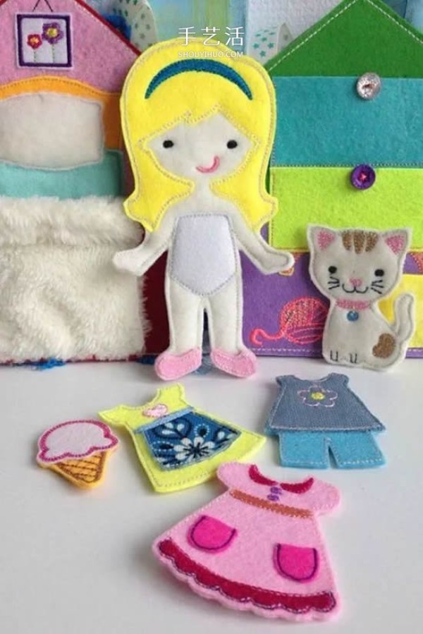 How to make a homemade dress-up doll with just a few pieces of cloth so your child can