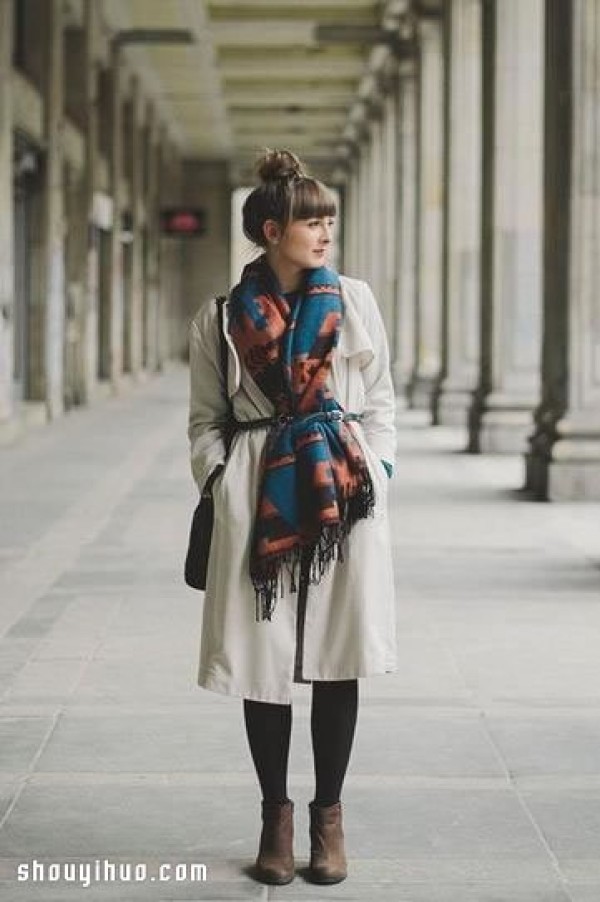 4 Fashionable Scarf Styles with Personalized Scarf Styles