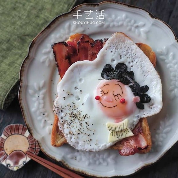 Japanese mother makes fried eggs into cute bento boxes