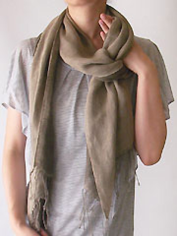 A comprehensive collection of various ways to tie a scarf, and 60 ways to tie a long scarf