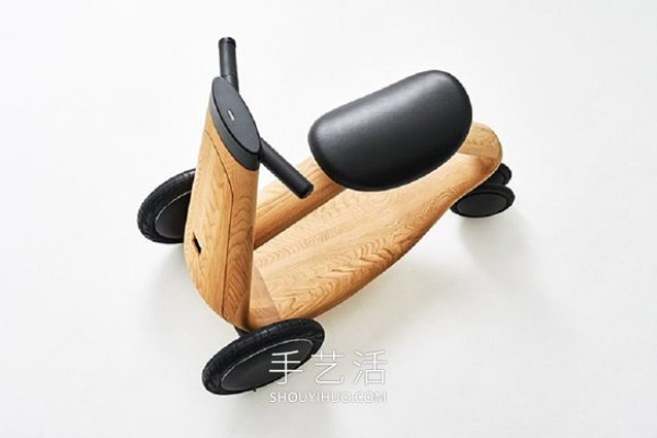 This is not a childrens walker! Solid wood three-wheel electric vehicle ILY-Ai