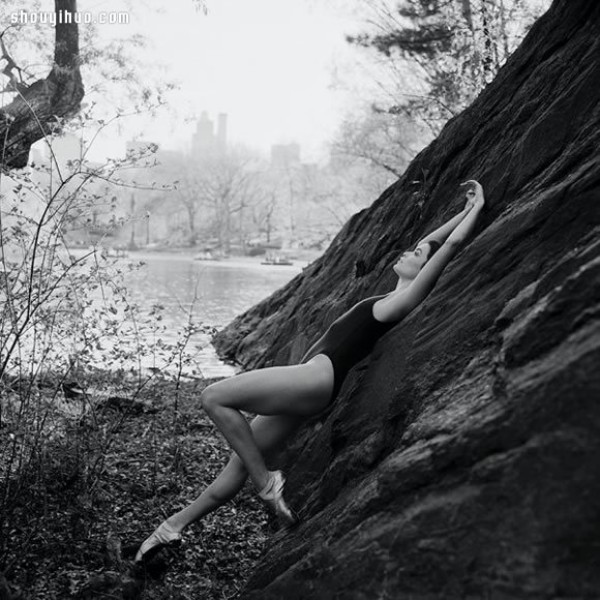 The graceful ballet postures outside the pointe art stage under the camera